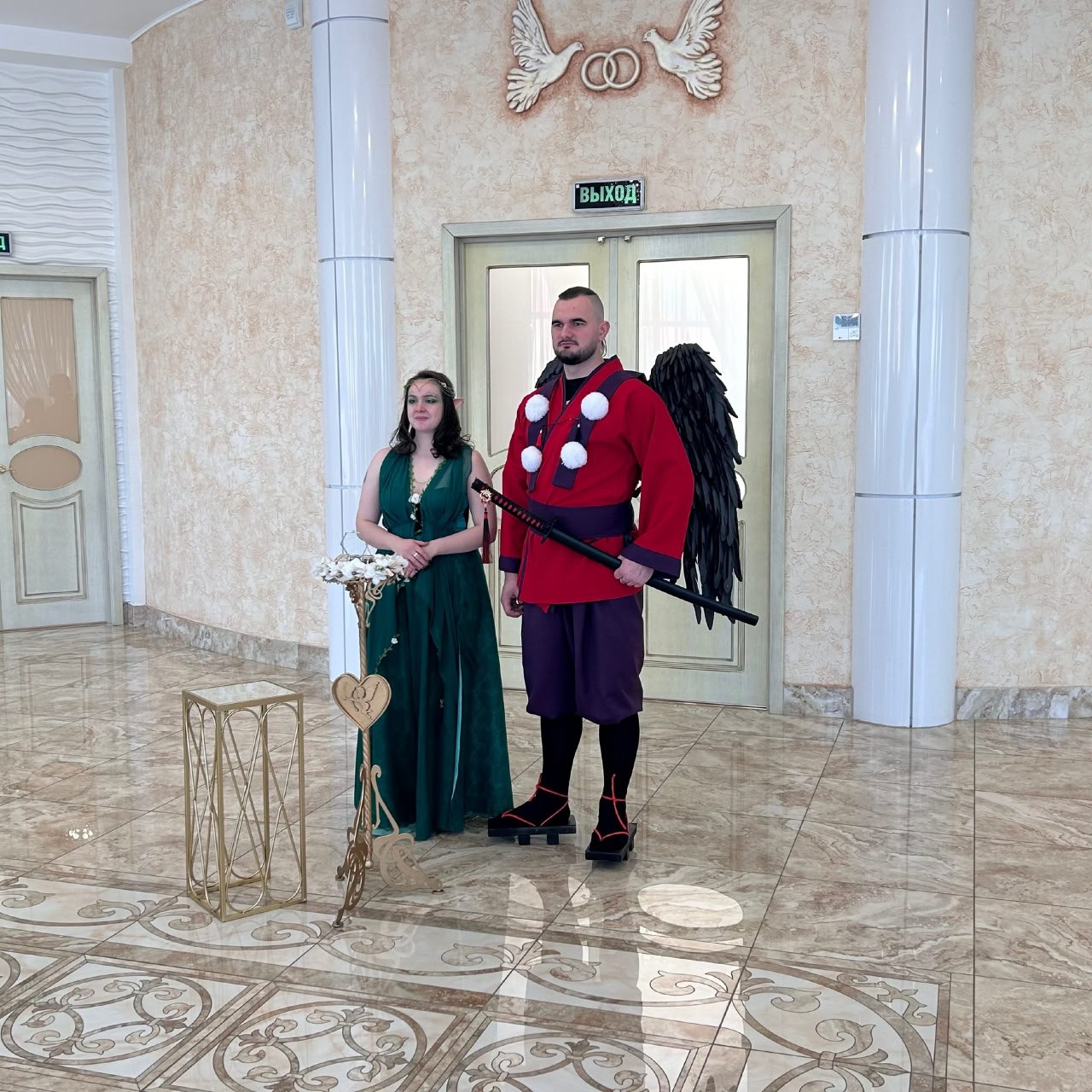 Горный дух и лесная нимфа сыграли свадьбу на Камчатке