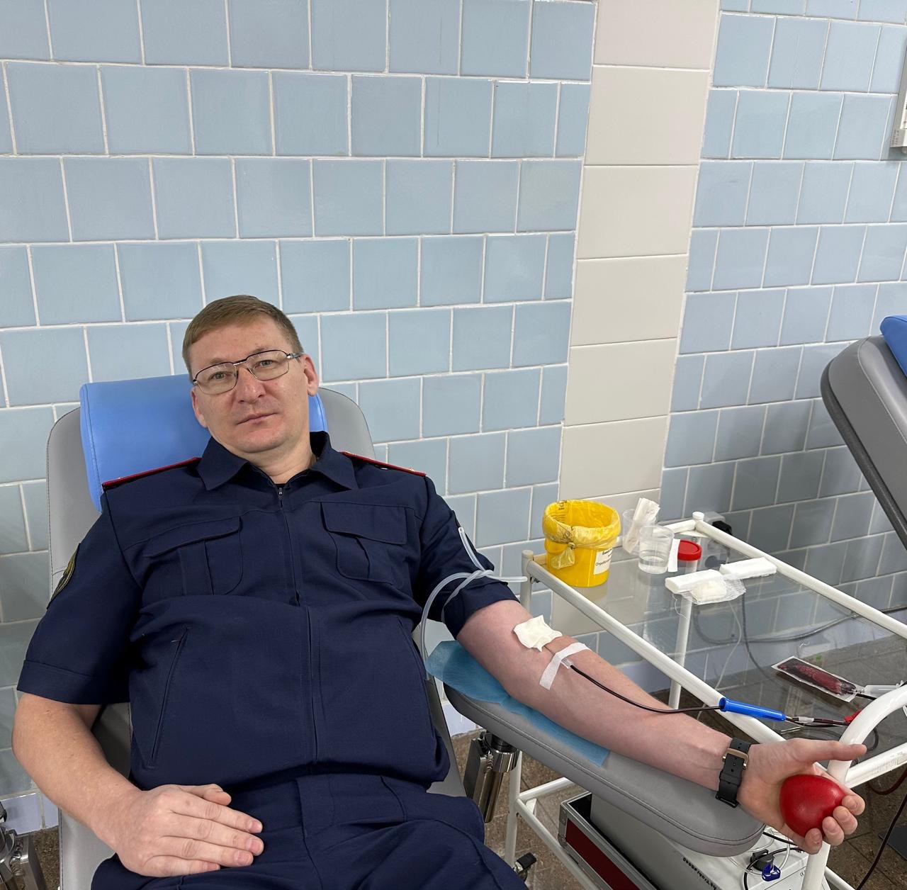 Сотрудники следственного управления СК России по Камчатскому краю вновь посетили Камчатскую краевую станцию переливания крови и приняли участие в сдаче крови и ее компонентов на благо нуждающихся пациентов Сотрудники следственного управления СК России по Камчатскому краю вновь посетили Камчатскую краевую станцию переливания крови и приняли участие в сдаче крови и ее компонентов на благо нуждающихся пациентов