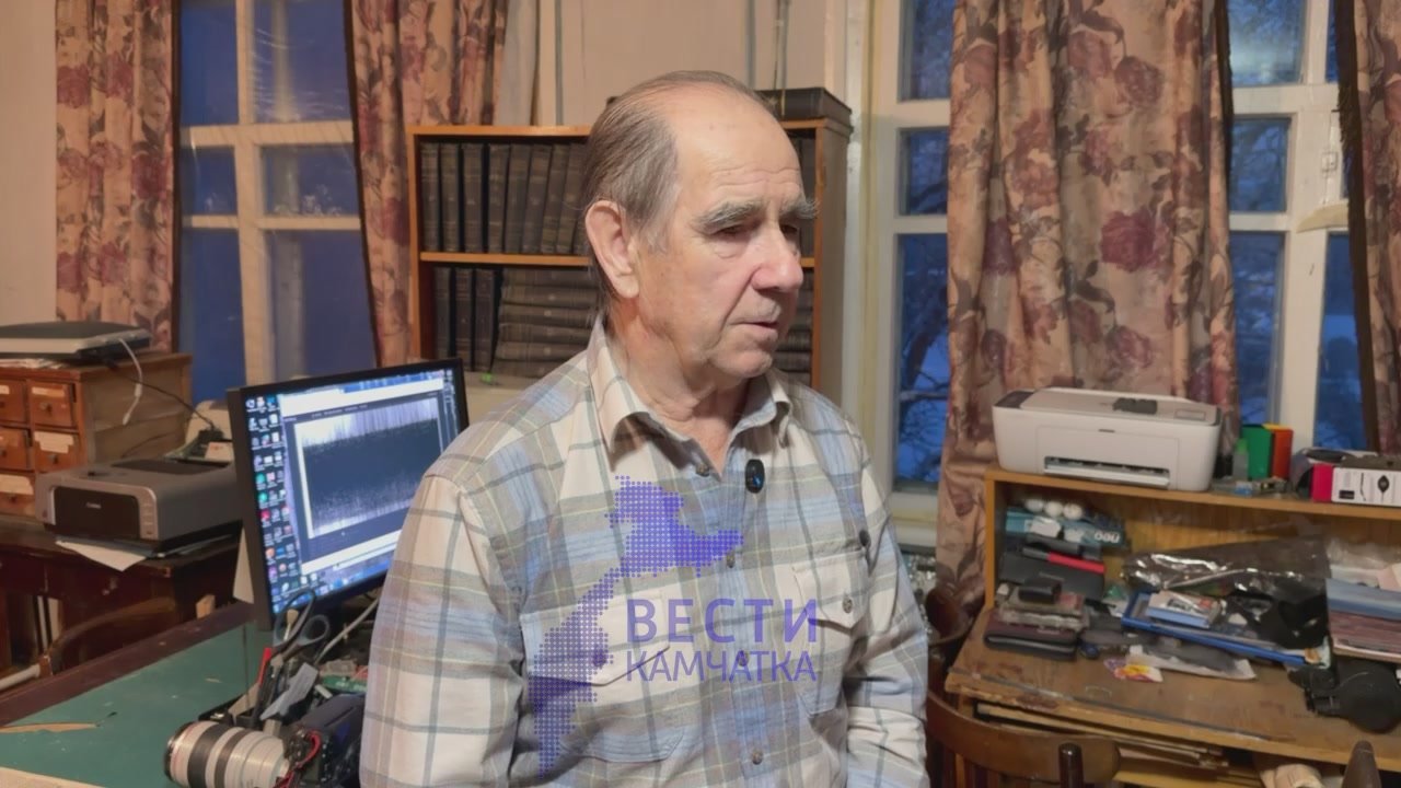 Старший научный сотрудник вулканостанции п. Ключи ИВиС ДВО РАН Юрий Демянчук рассказал нашей съемочной группе об извержении Безымянного