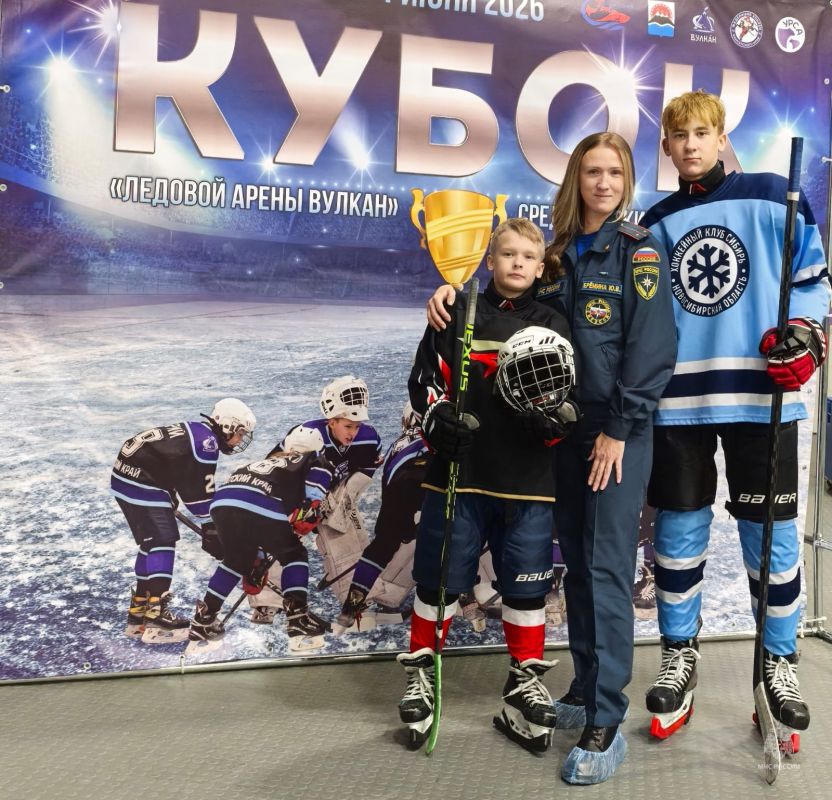 Поздравляем с Днем матери! Поздравляем с Днем матери!