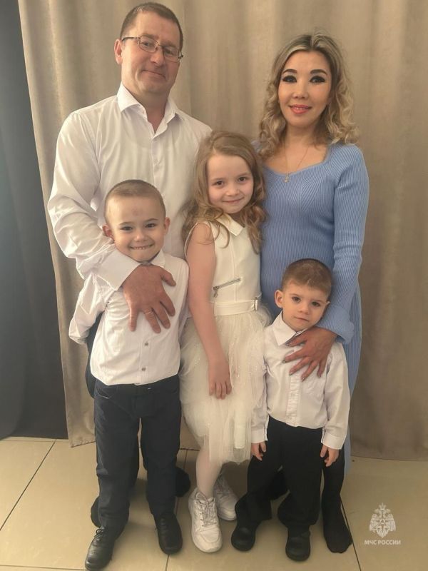 Поздравляем с Днем матери! Поздравляем с Днем матери!