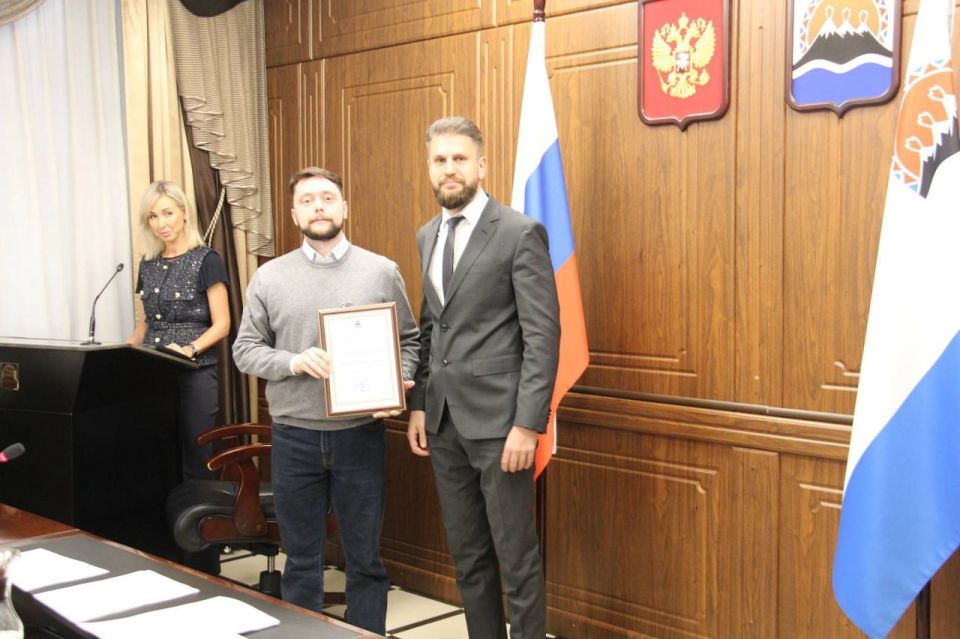 Депутаты краевого Молодежного парламента провели заключительную в этом году сессию Депутаты краевого Молодежного парламента провели заключительную в этом году сессию