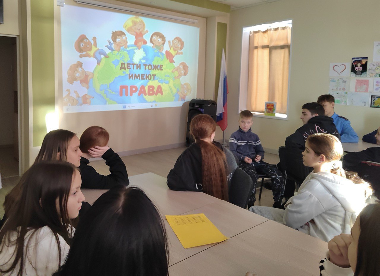 Следователь следственного управления совместно с органами профилактики провел встречу с подростками Следователь следственного управления совместно с органами профилактики провел встречу с подростками