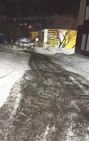 Город день за днем. 2 декабря 2025 года В Петропавловске-Камчатском продолжаются работы по зимнему содержанию дорог
