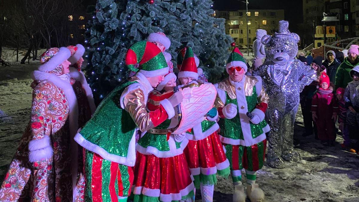 Циклон помешал открытию новогодних ёлок в краевой столице