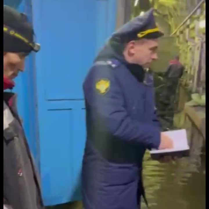 Прокуратура Карагинского района отслеживает ситуацию с ликвидацией последствий циклона