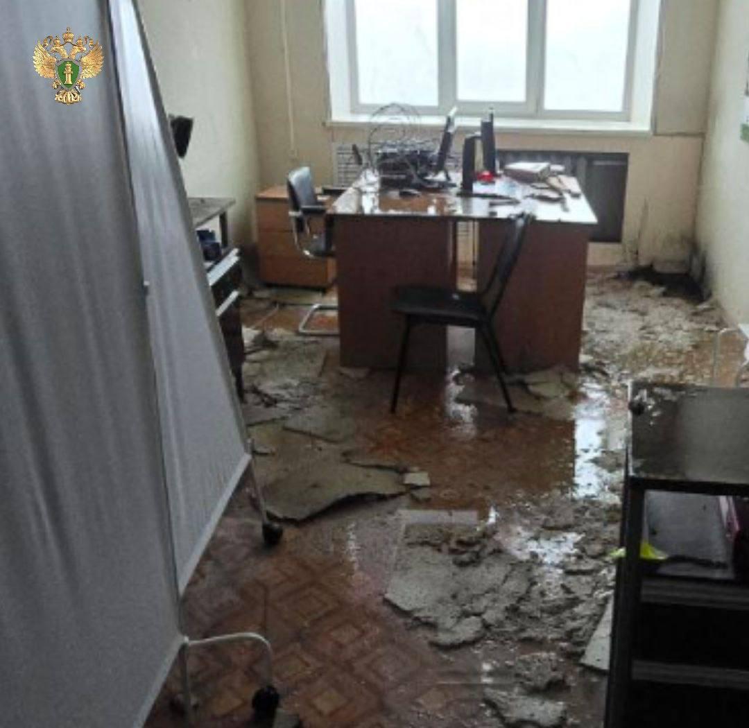 «Как 30 июля»: землетрясение в Северо-Курильске повредило здание районной больницы