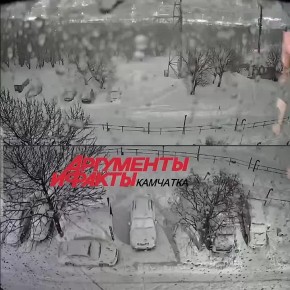 Кадры грома и молнии