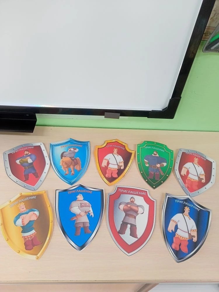 Учащиеся и дошколята Петропавловска-Камчатского чтят память героев Отечества Учащиеся и дошколята Петропавловска-Камчатского чтят память героев Отечества