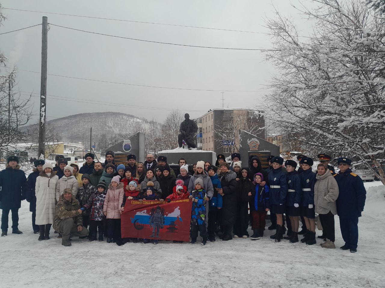 Сотрудники и кадеты следственного управления СК России приняли участие в памятных мероприятиях Сотрудники и кадеты следственного управления СК России приняли участие в памятных мероприятиях