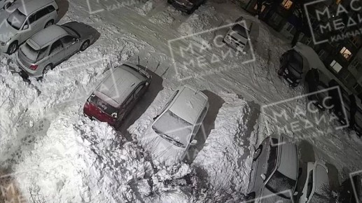 И еще кадры с молнией