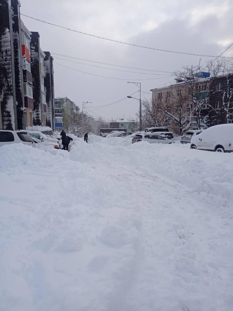 Камчатка с 8 декабря находится во власти снежного циклона Камчатка с 8 декабря находится во власти снежного циклона