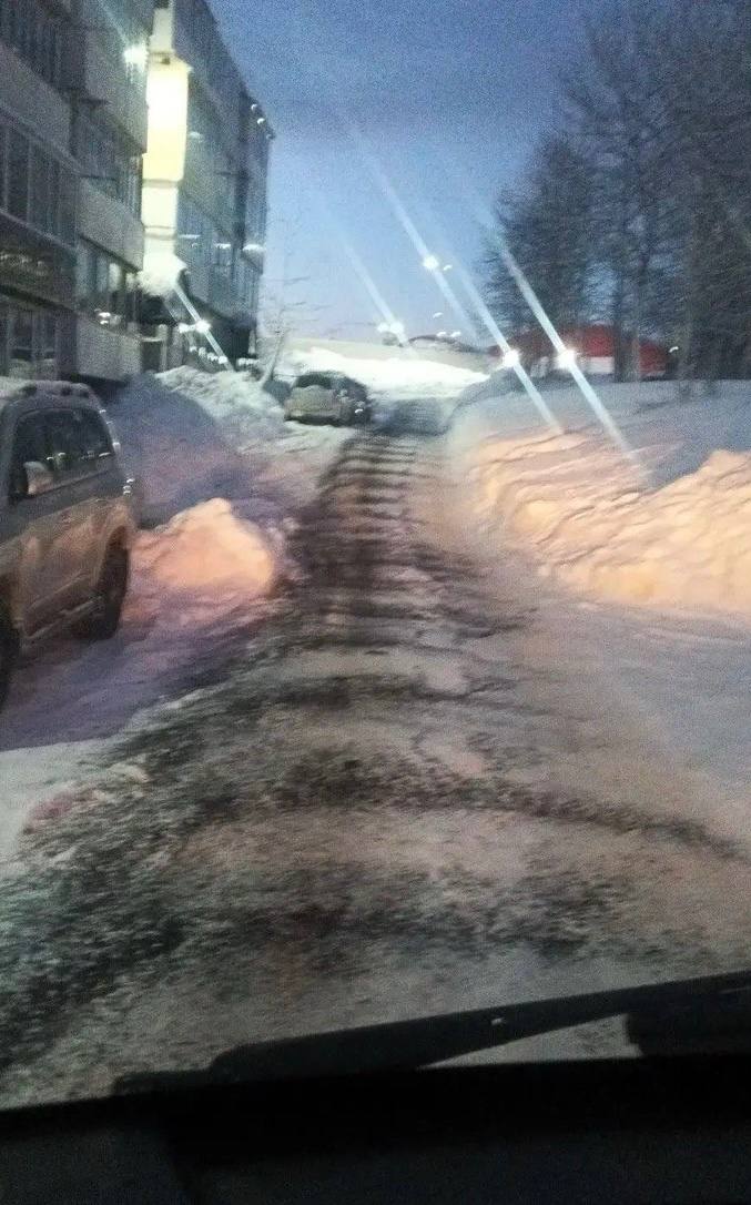 Город день за днем. 11 декабря 2025 года В Петропавловске-Камчатском дорожные службы продолжают комплекс работ по ликвидации последствий циклона Город день за днем. 11 декабря 2025 года В Петропавловске-Камчатском дорожные службы продолжают комплекс работ по ликвидации последствий циклона