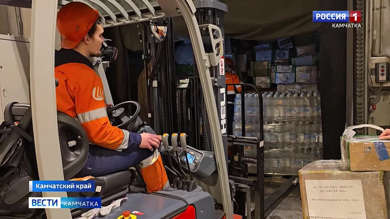 Очередную партию гуманитарной помощи на передовую доставил Народный фронт при поддержке Следственного комитета