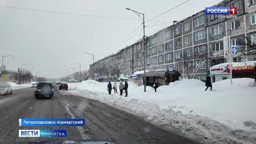 Циклон на полуострове затруднил транспортное и пешеходное движение