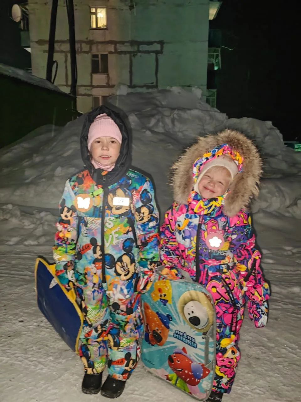 "Волшебные светлячки": в Палане прошла акция по безопасности детей на дорогах "Волшебные светлячки": в Палане прошла акция по безопасности детей на дорогах