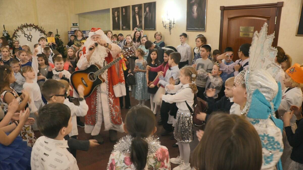 Более 500 камчатских детей пригласили на Губернаторскую ёлку