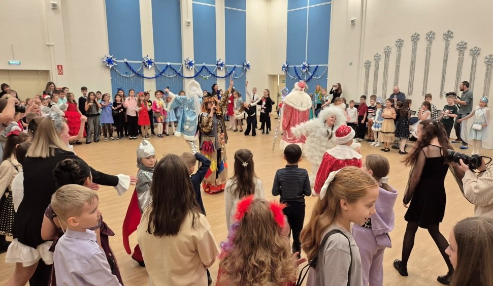 В Петропавловске-Камчатском прошла первая новогодняя ёлка Главы города