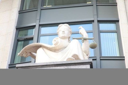 Россия защитит систему правосудия: новый закон о признании решений иностранных судов