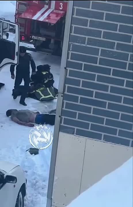 Еще видео с места пожара на ул. Горького 15/2