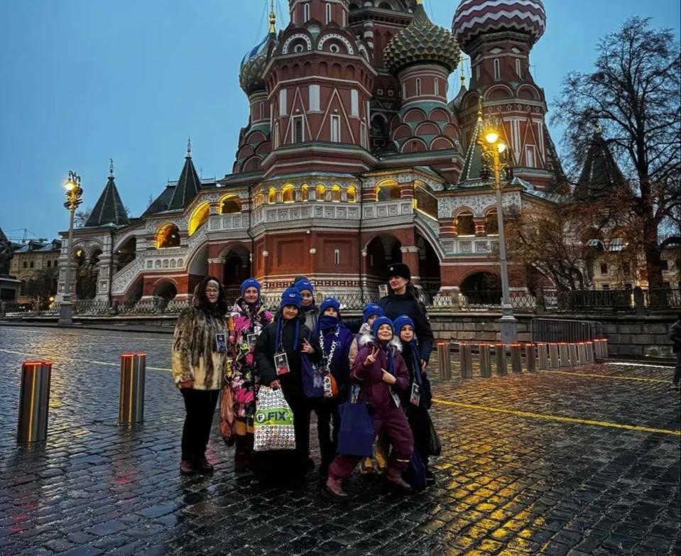 Девять камчатских ребят окунулись в атмосферу главного новогоднего детского праздника страны — Общероссийской Кремлёвской Ёлки