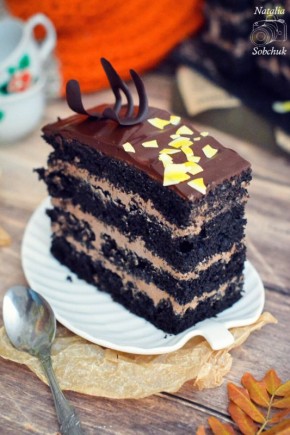 Шоколадное пирожное "Южная ночь": как приготовить идеальный торт для любого праздника