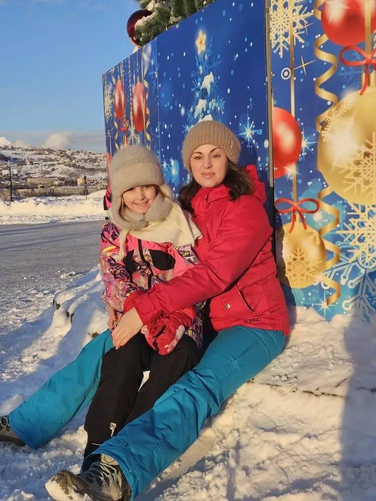 В центре краевой столице для жителей и гостей Камчатки проходят новогодние мероприятия: детские игровые, концертные программы и вечерние молодежные В центре краевой столице для жителей и гостей Камчатки проходят новогодние мероприятия: детские игровые, концертные программы и вечерние молодежные