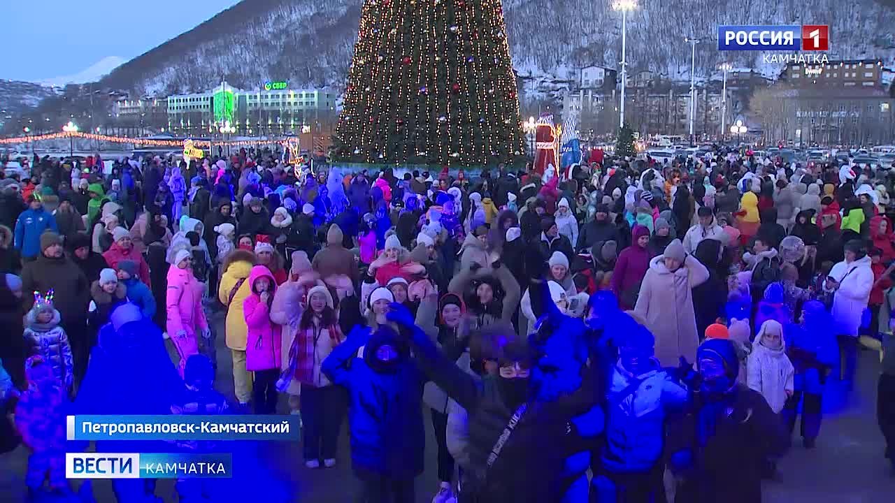Новый год наступил, а праздничные гуляния и детские утренники ещё продолжаются