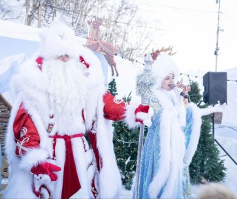 Гостей зарядили отличным настроением на фуд-корте «Скатерть-самобранка»
