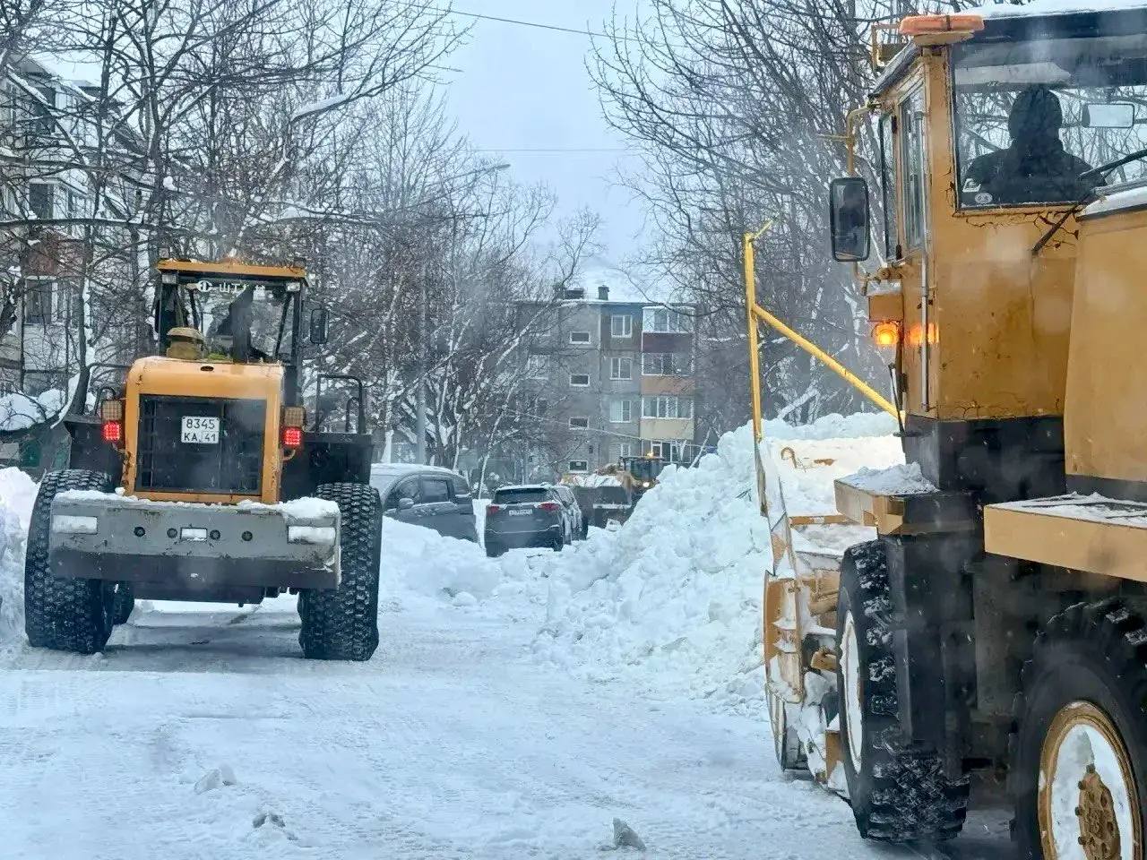 Доброго утра, друзья!. Сегодня снег с дождем и сильным ветром продлится целый день