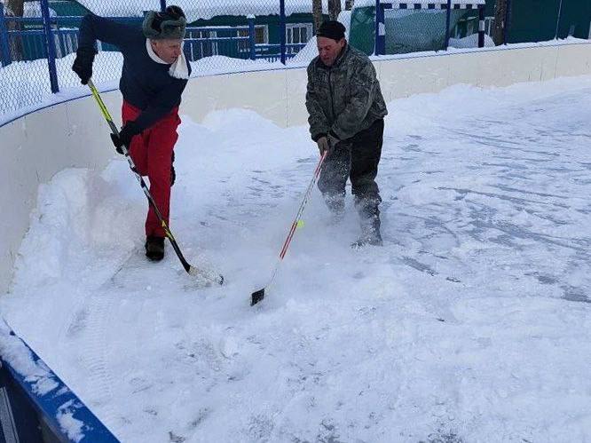 Турнир по хоккею в валенках с мячом прошёл в поселке Ключи Турнир по хоккею в валенках с мячом прошёл в поселке Ключи