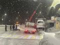 В столице Камчатки активно эвакуируют автомобили, мешающие снегоочистке