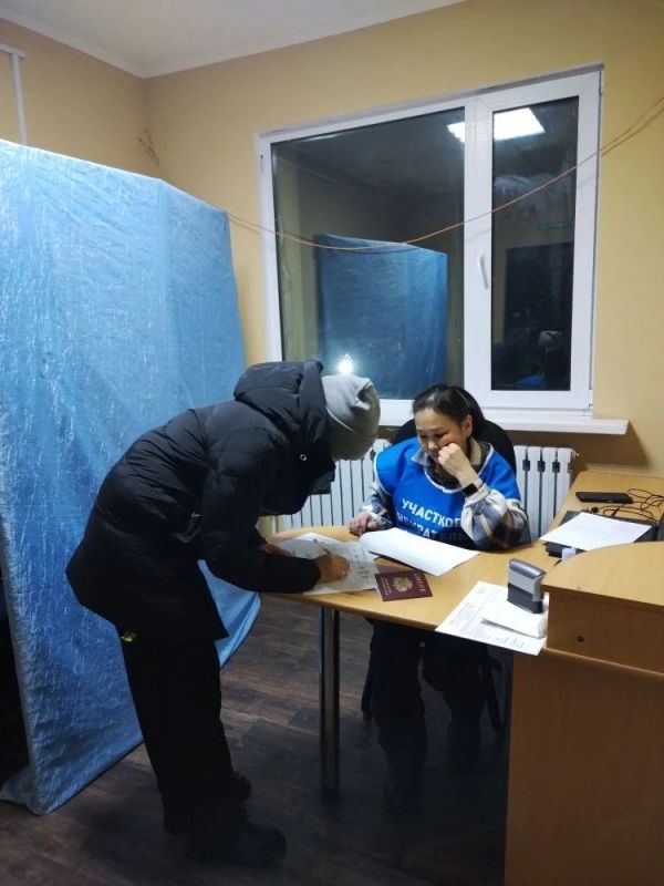 Продолжается досрочное голосование на досрочных выборах главы сельского поселения «село Апука»