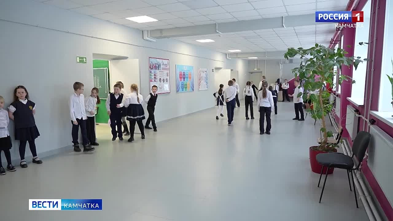В новую четверть — в новых стенах: в средней школе № 4 посёлка Ключи Усть-Камчатского округа завершён капитальный ремонт