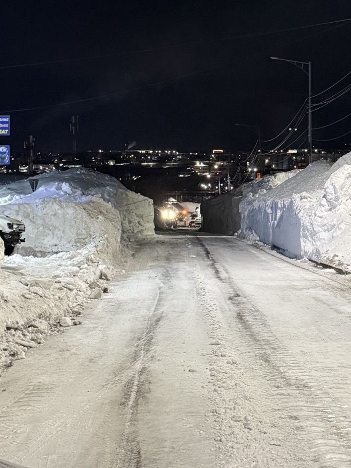 В Петропавловске-Камчатском дорожные службы продолжают комплекс мероприятий по ликвидации последствий циклона В Петропавловске-Камчатском дорожные службы продолжают комплекс мероприятий по ликвидации последствий циклона