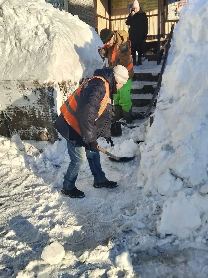 В Петропавловске-Камчатском дорожные службы продолжают комплекс мероприятий по ликвидации последствий циклона В Петропавловске-Камчатском дорожные службы продолжают комплекс мероприятий по ликвидации последствий циклона