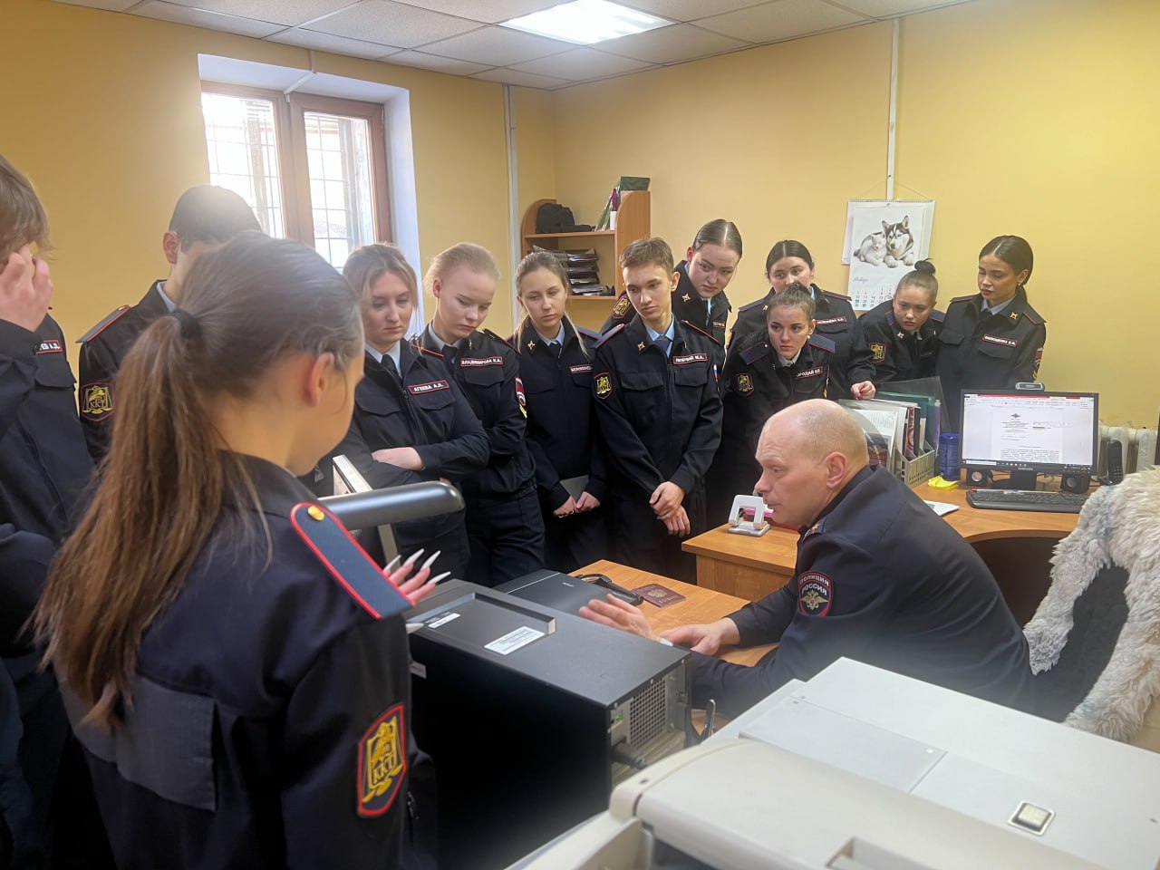 Камчатские студенты побывали в гостях у экспертов криминалистического центра