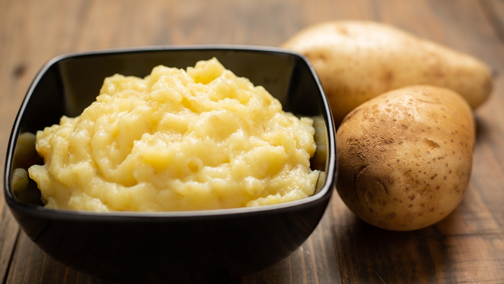 Вчерашнее пюре станет феерической закуской: просто добавьте эти два ингредиента