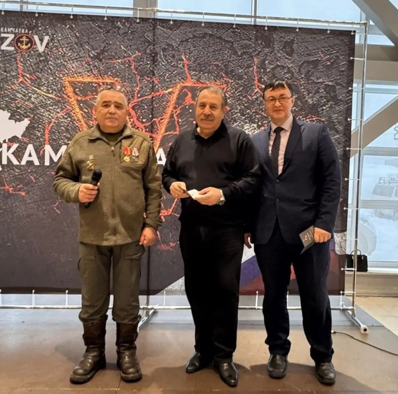 Медали «За помощь фронту» получили представители Городской Думы в рамках выставки «Камчатка – Фронту!»