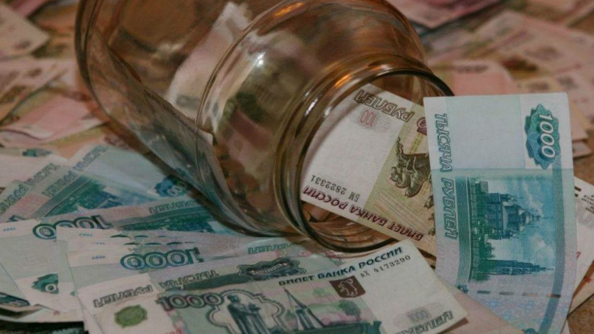 Почему экономист советует хранить сбережения на вкладах?