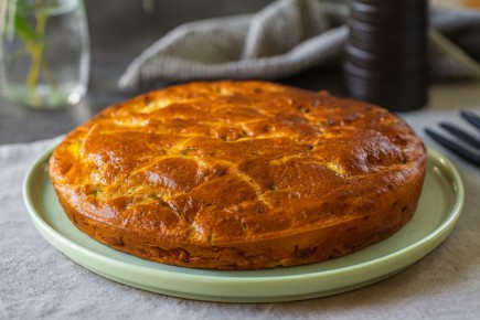 Вкусный заливной пирог с капустой и картофелем: легкий и сытный рецепт