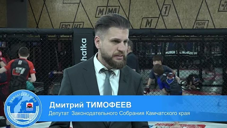 В рамках программы наказов избирателей краевой депутат Дмитрий Тимофеев помог приобрести современную беговую дорожку для Камчатской Федерации смешанных боевых единоборств (ММА)