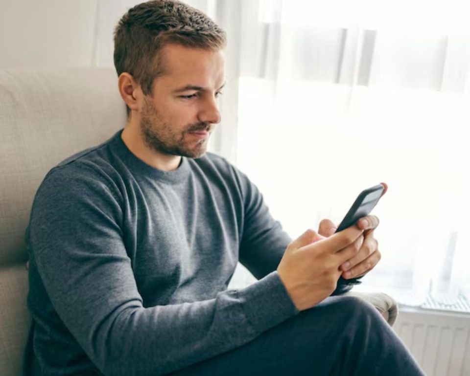 С 1 сентября 2026 года домовые чаты в мессенджере Max станут обязательными