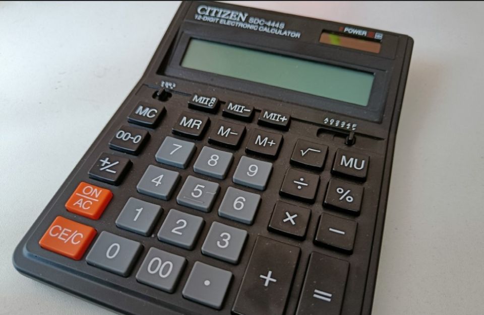 Повышение социальных выплат в России: коэффициент 1,056 с 1 февраля 2026 года