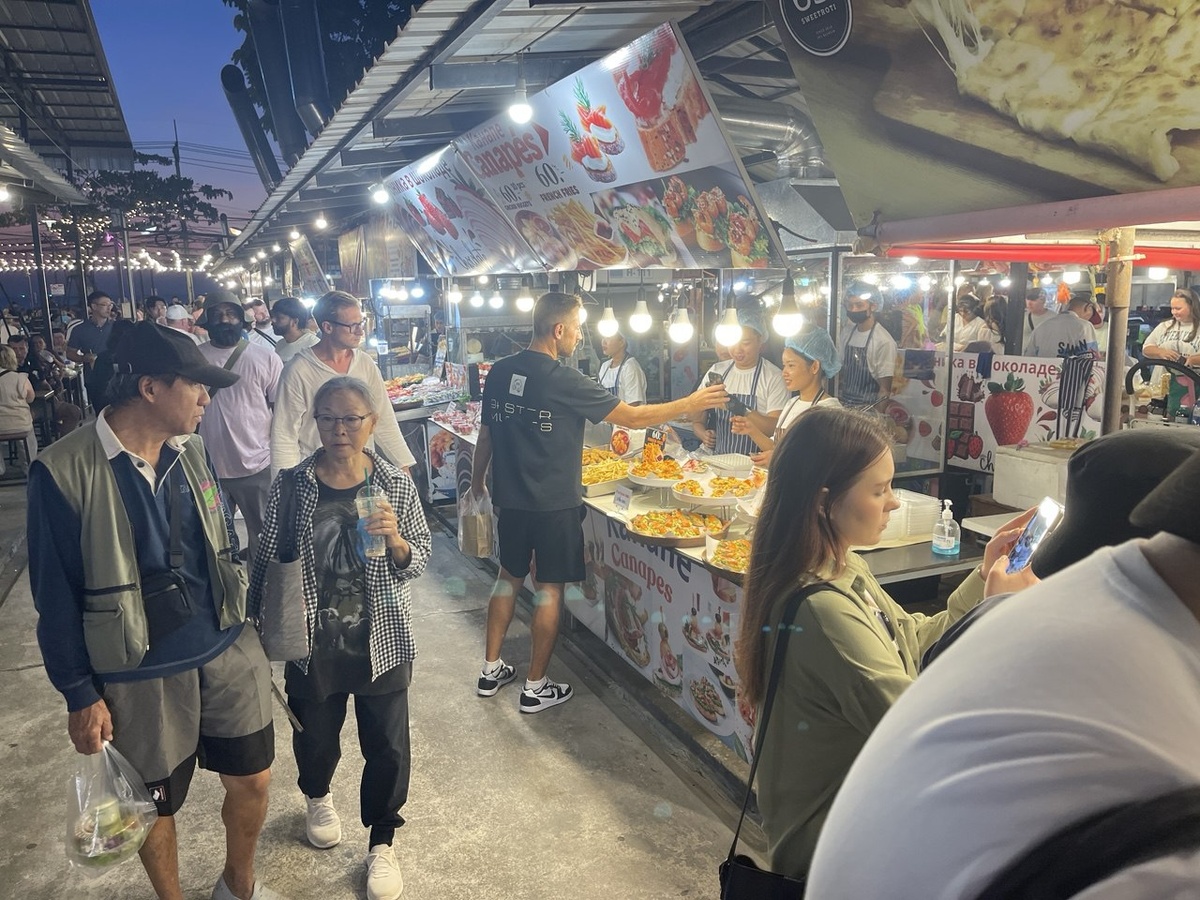 Где закупаться в Таиланде? Так дешево, что сюда ходят за покупками даже местные