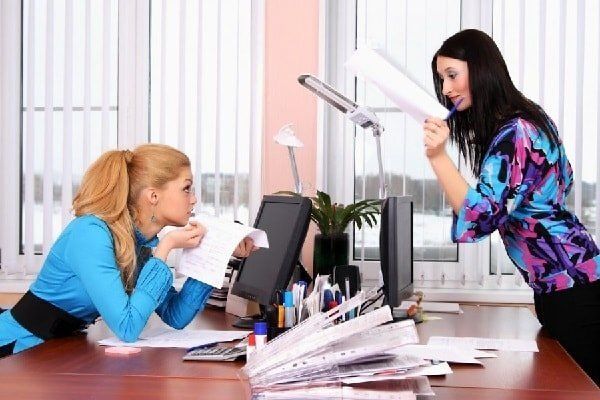 Как правильно реагировать на критику и сохранить спокойствие