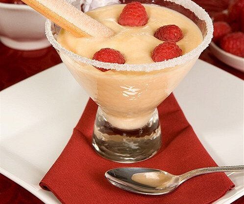 Нежная клубника с кремом сабайон