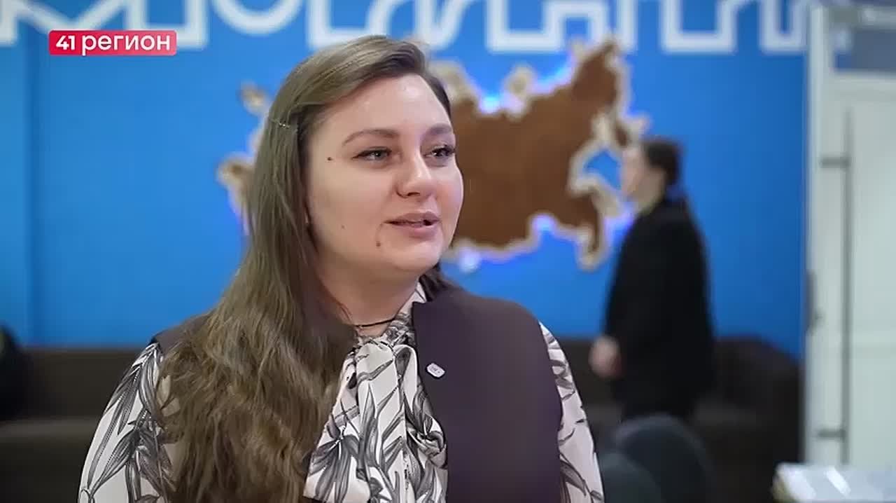 Всероссийскими наградами и грамотами за большую патриотическую работу и развитие юнармейского движения поощрили активных юнармейцев Камчатки