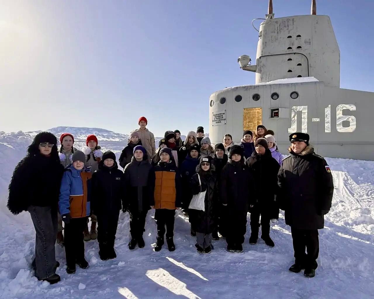 Память героев-подводников почтили в Вилючинске Память героев-подводников почтили в Вилючинске