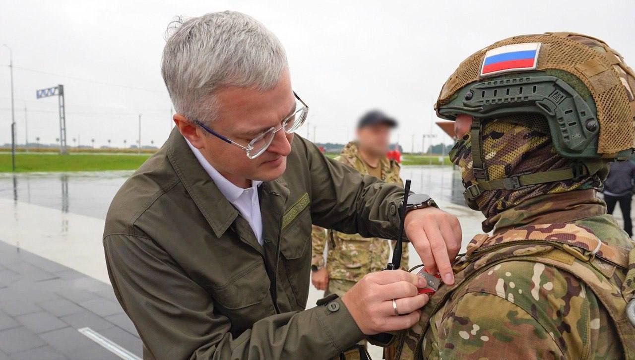 «Мы очень ждём вас дома с Победой!»: губернатор Камчатского края Владимир Солодов поздравил защитников Отечества «Мы очень ждём вас дома с Победой!»: губернатор Камчатского края Владимир Солодов поздравил защитников Отечества